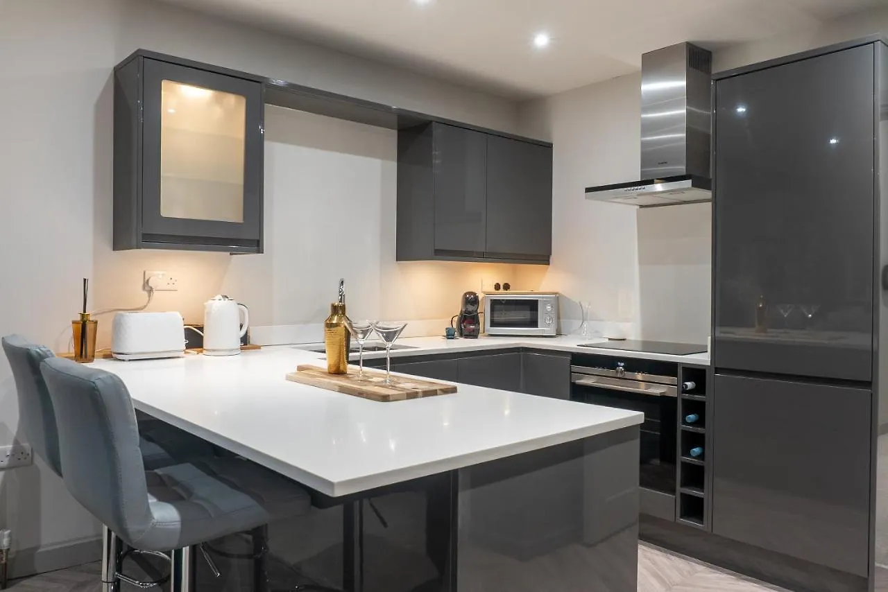 Spring Mount Luxury Apartment: Central Harrogate Retreat Apartment
